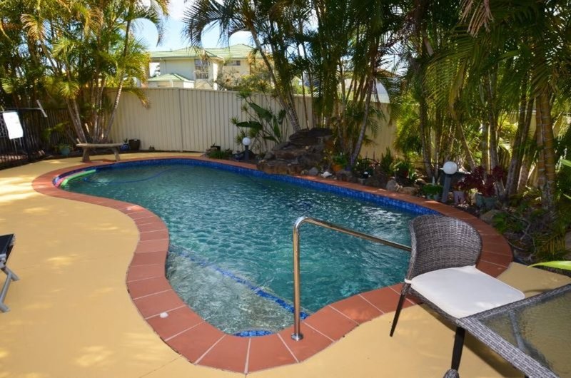 Photo - 60 Christina Ryan Way, Arundel QLD 4214 - Image