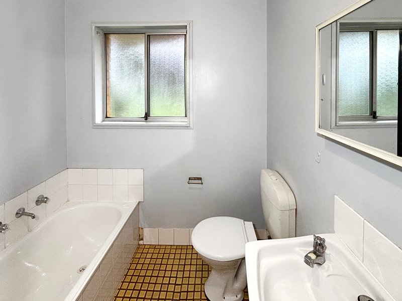 Photo - 60 Clifton Boulevard, Griffith NSW 2680 - Image 7