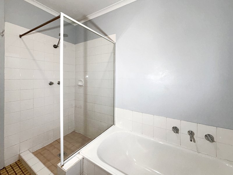 Photo - 60 Clifton Boulevard, Griffith NSW 2680 - Image 8