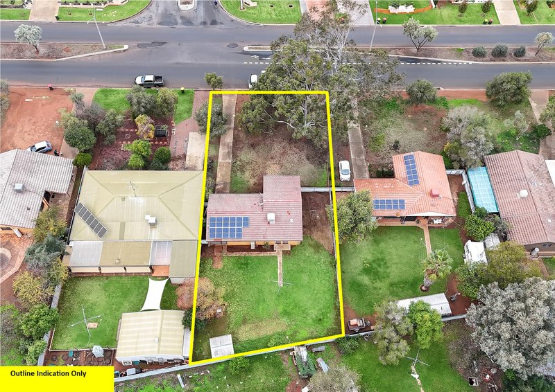 Photo - 60 Clifton Boulevard, Griffith NSW 2680 - Image 14