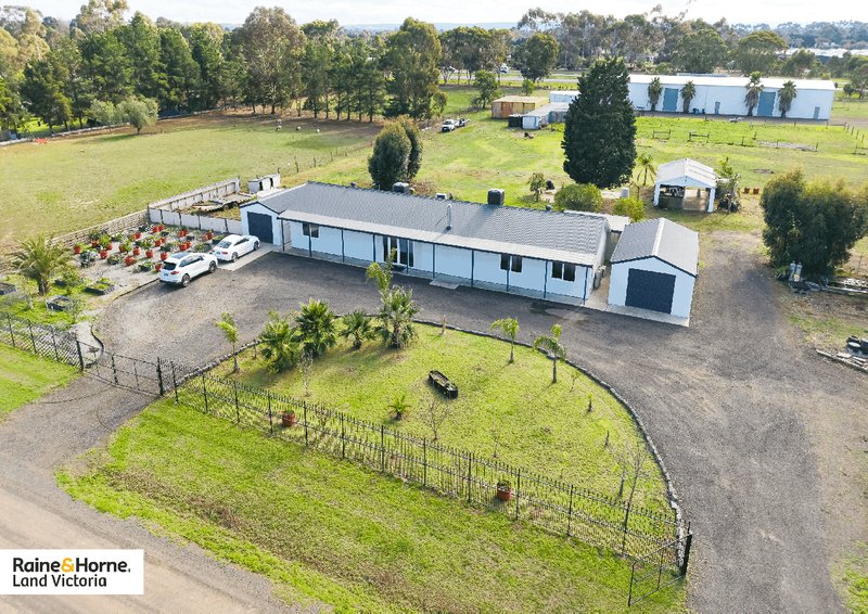 Photo - 60 Coonawarra Drive, Avalon VIC 3212 - Image 1