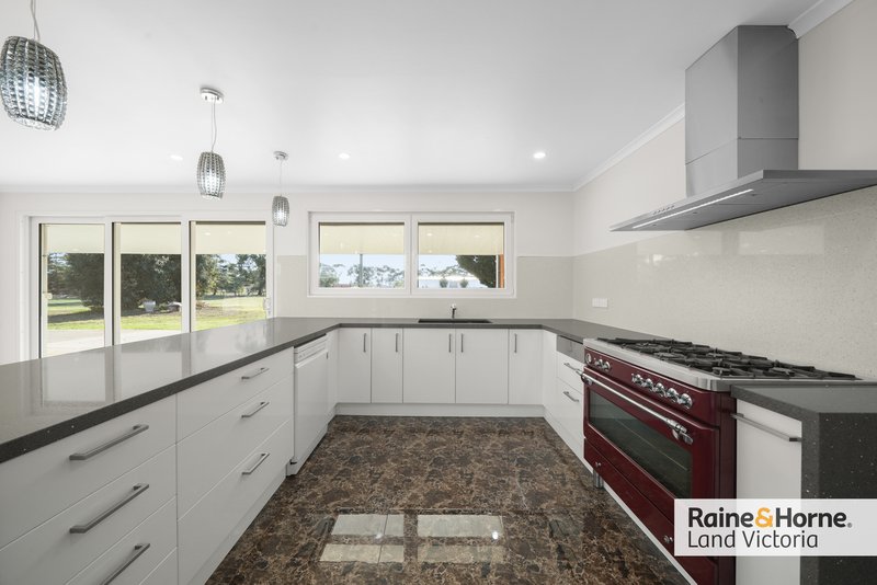 Photo - 60 Coonawarra Drive, Avalon VIC 3212 - Image 22