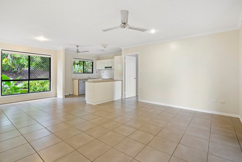 Photo - 60 Country Road, Cannonvale QLD 4802 - Image 3