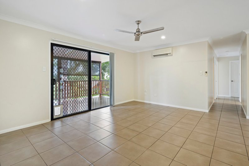 Photo - 60 Country Road, Cannonvale QLD 4802 - Image 5