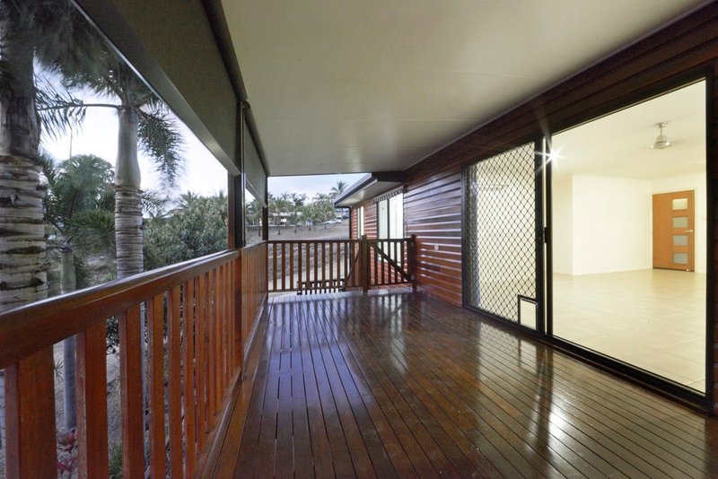 Photo - 60 Country Road, Cannonvale QLD 4802 - Image 6