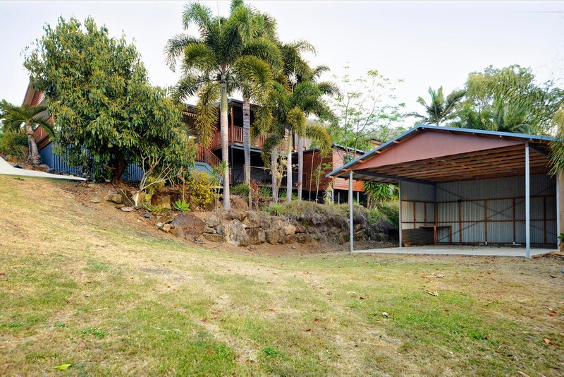 Photo - 60 Country Road, Cannonvale QLD 4802 - Image 11