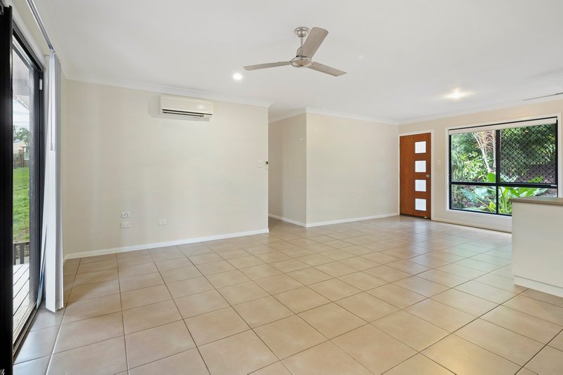 Photo - 60 Country Road, Cannonvale QLD 4802 - Image 16