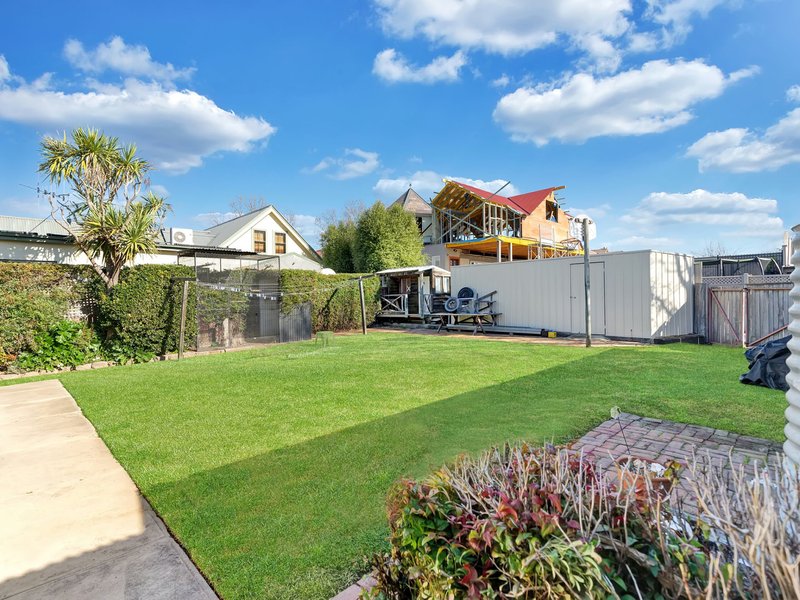 Photo - 60 Cowper Street, Goulburn NSW 2580 - Image 8