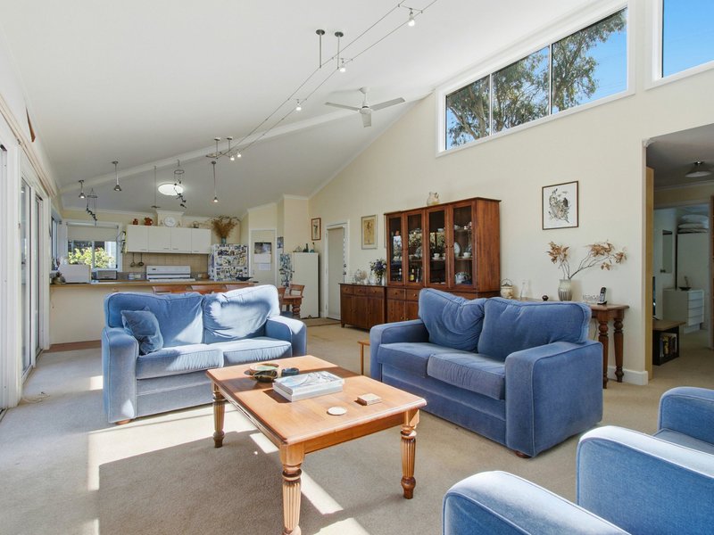 Photo - 60 Crooke Street, East Bairnsdale VIC 3875 - Image 5