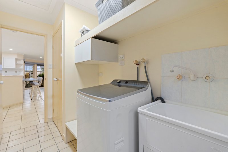 Photo - 60 Dampier Crescent, Drewvale QLD 4116 - Image 22