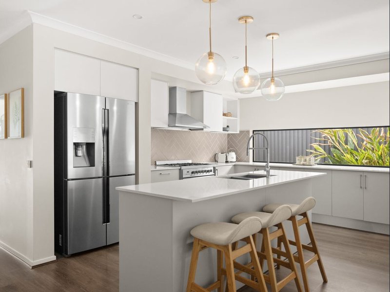 Photo - 60 Dardanelles Road, Edmondson Park NSW 2174 - Image 2