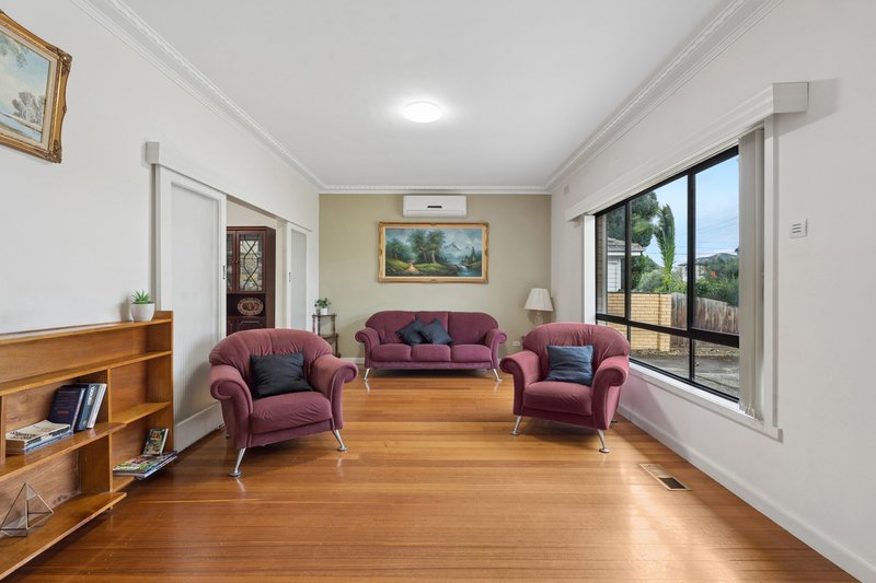 Photo - 60 Darebin Boulevard, Reservoir VIC 3073 - Image 3
