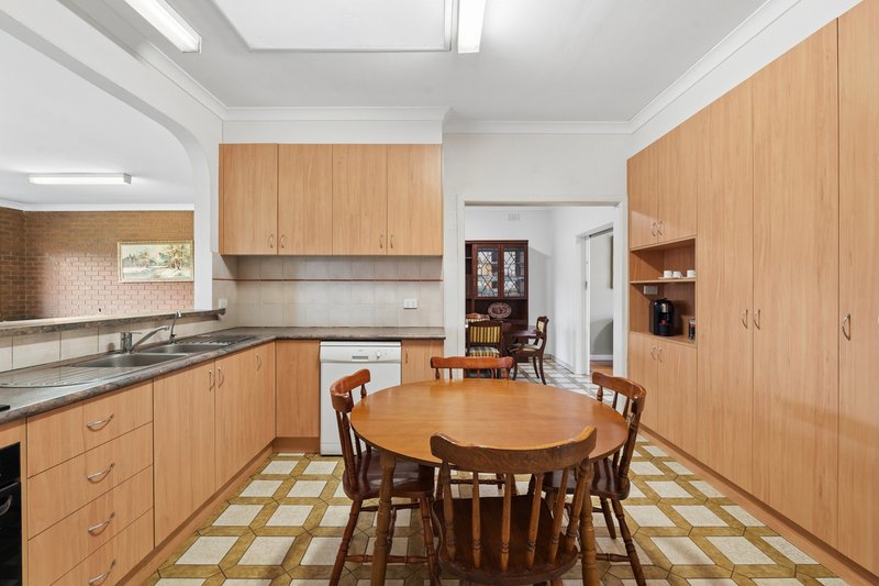 Photo - 60 Darebin Boulevard, Reservoir VIC 3073 - Image 4