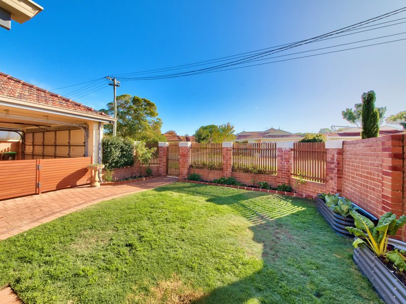 Photo - 60 David Street, Yokine WA 6060 - Image 6