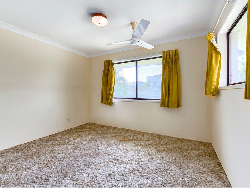 Photo - 60 Dunedoo Street, Stafford QLD 4053 - Image 7