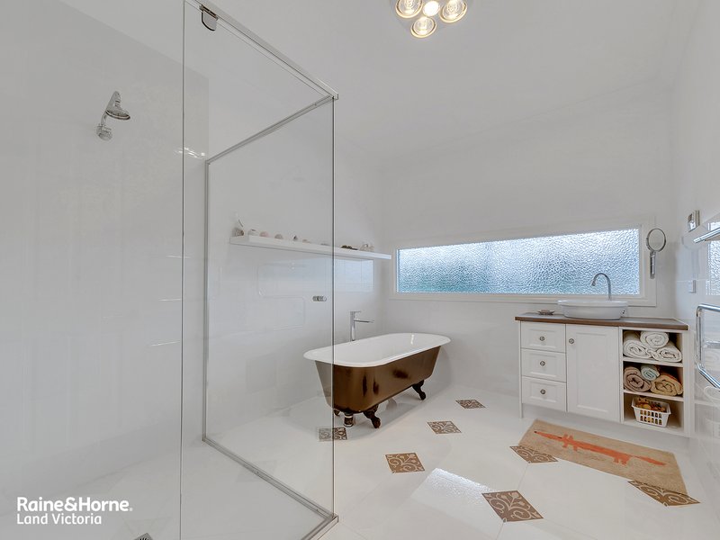 Photo - 60 Edgerton Road, Lovely Banks VIC 3213 - Image 7
