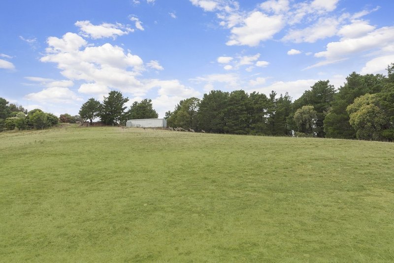 Photo - 60 Eighteenth Avenue, Eden Park VIC 3757 - Image 4