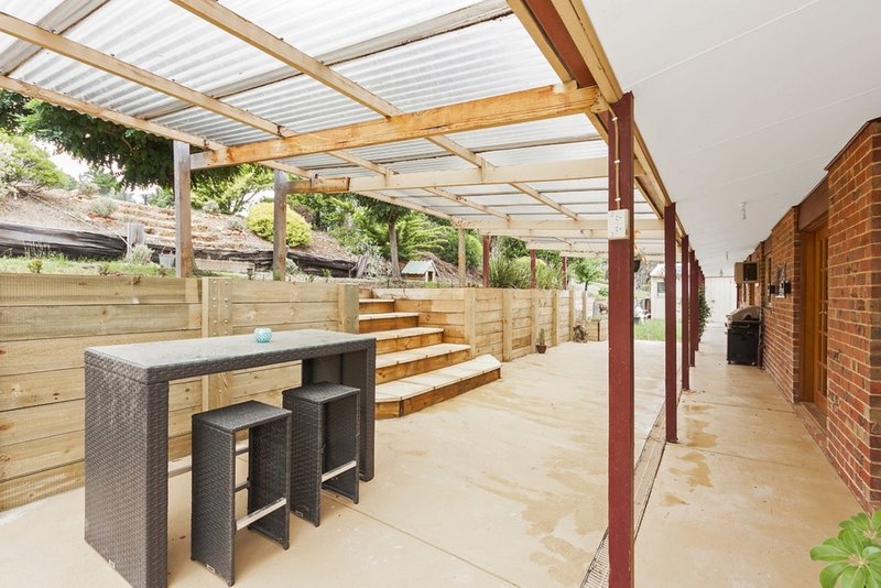 Photo - 60 Eighteenth Avenue, Eden Park VIC 3757 - Image 10