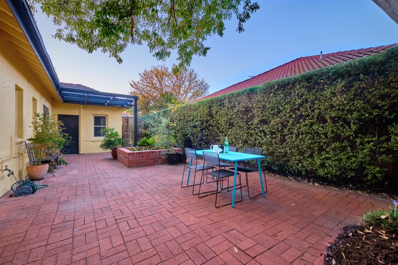 Photo - 60 Elimatta Street, Braddon ACT 2612 - Image 22