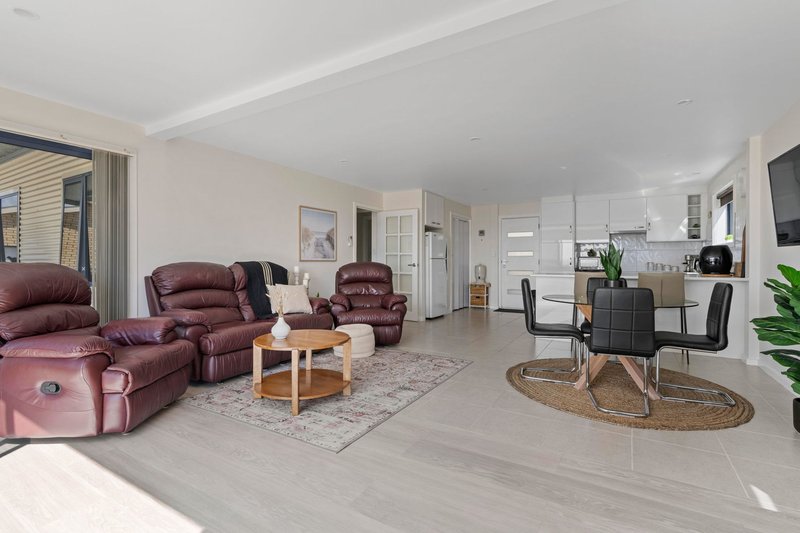 Photo - 60 Emma Street, Bridport TAS 7262 - Image 4