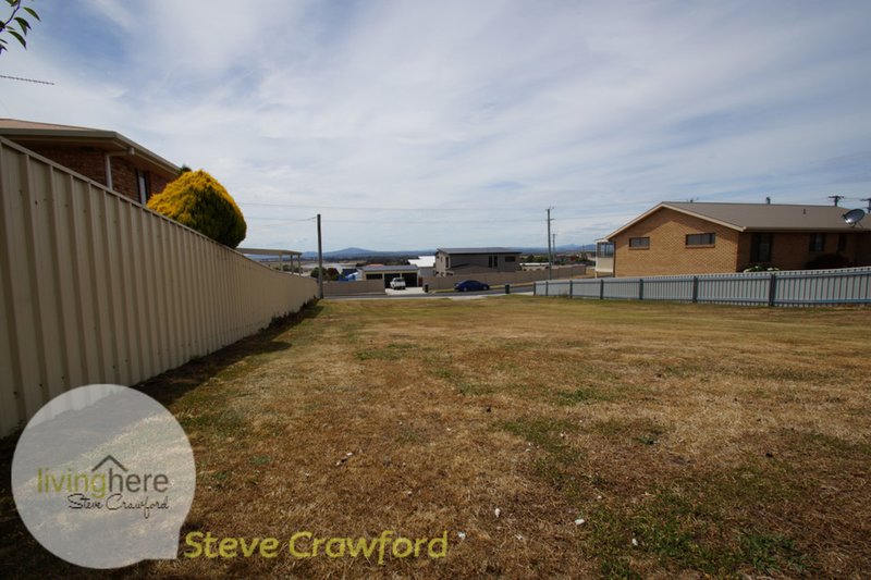 Photo - 60 Emma Street, Bridport TAS 7262 - Image 7