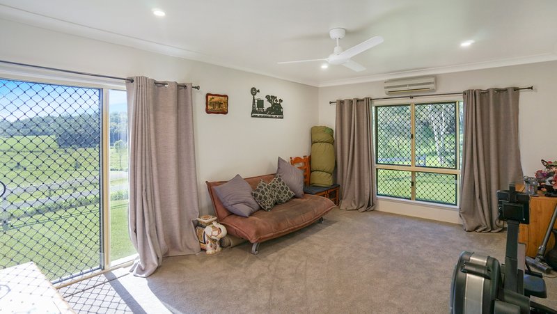 Photo - 60 Eversleigh Road, Sarina QLD 4737 - Image 12