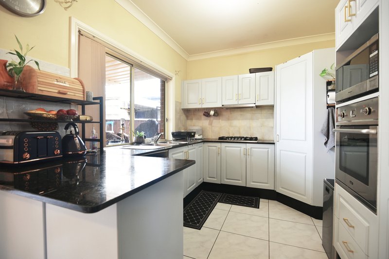 Photo - 60 Farnell Street, Merrylands NSW 2160 - Image 4