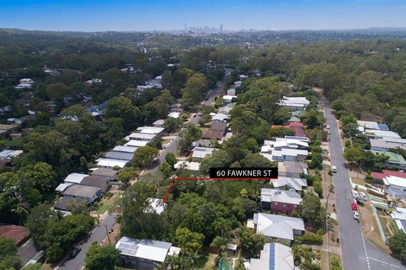 Photo - 60 Fawkner Street, Chapel Hill QLD 4069 - Image 2