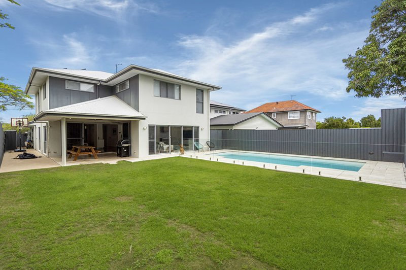 Photo - 60 Framont Ave , Holland Park QLD 4121 - Image 10