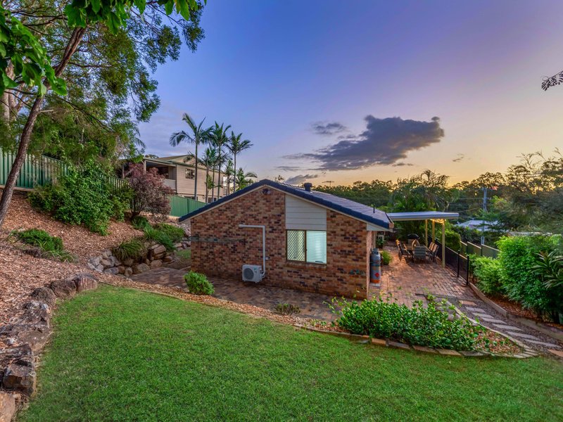 Photo - 60 Gilford Crescent, Albany Creek QLD 4035 - Image 13