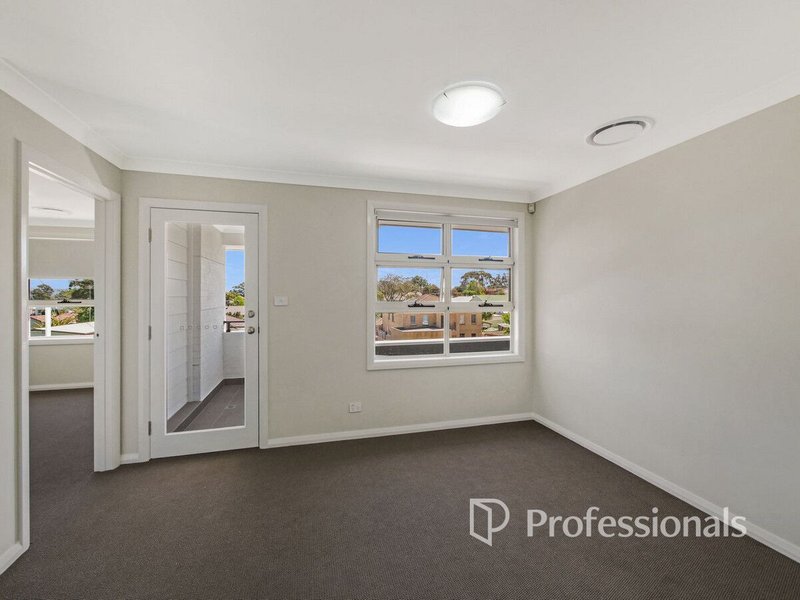Photo - 60 Gladstone Parade, Riverstone NSW 2765 - Image 5