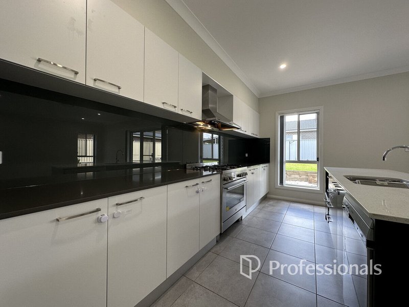 Photo - 60 Gladstone Parade, Riverstone NSW 2765 - Image 7