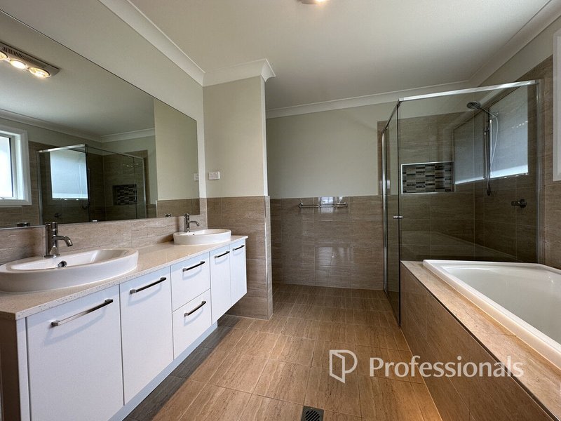 Photo - 60 Gladstone Parade, Riverstone NSW 2765 - Image 10