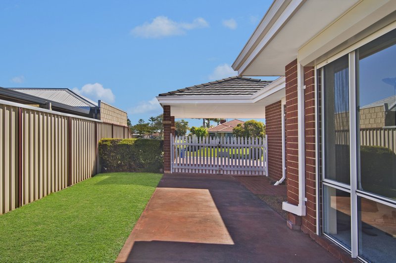 Photo - 60 Gnangara Drive, Waikiki WA 6169 - Image 23