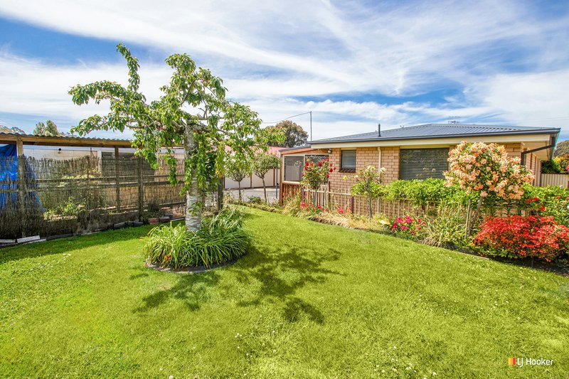 Photo - 60 Hales Street, Wynyard TAS 7325 - Image 9