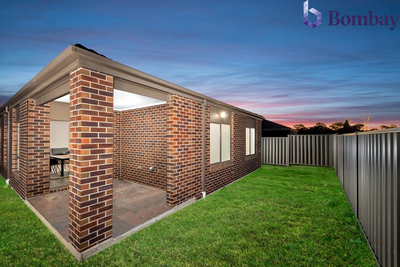 Photo - 60 Harvest Home Road, Wollert VIC 3750 - Image 11