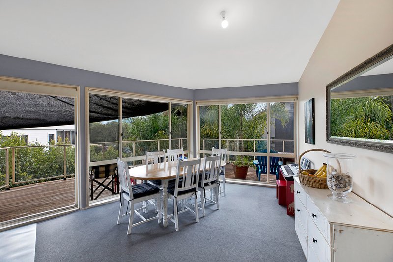 Photo - 60 Havenview Road, Terrigal NSW 2260 - Image 7