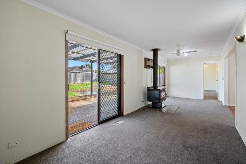 Photo - 60 Helen Road, Ferntree Gully VIC 3156 - Image 5