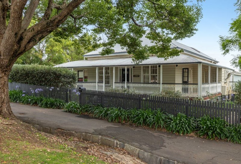 Photo - 60 Herries Street, East Toowoomba QLD 4350 - Image 2