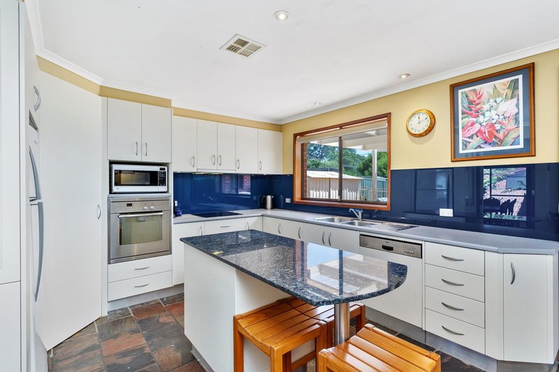 Photo - 60 Herron Crescent, Latham ACT 2615 - Image 15