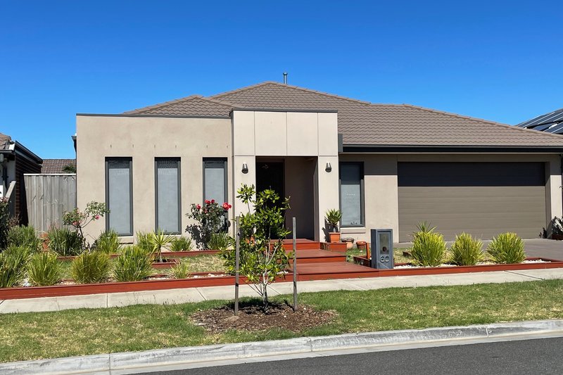 Photo - 60 Highmount Drive, Hampton Park VIC 3976 - Image 2