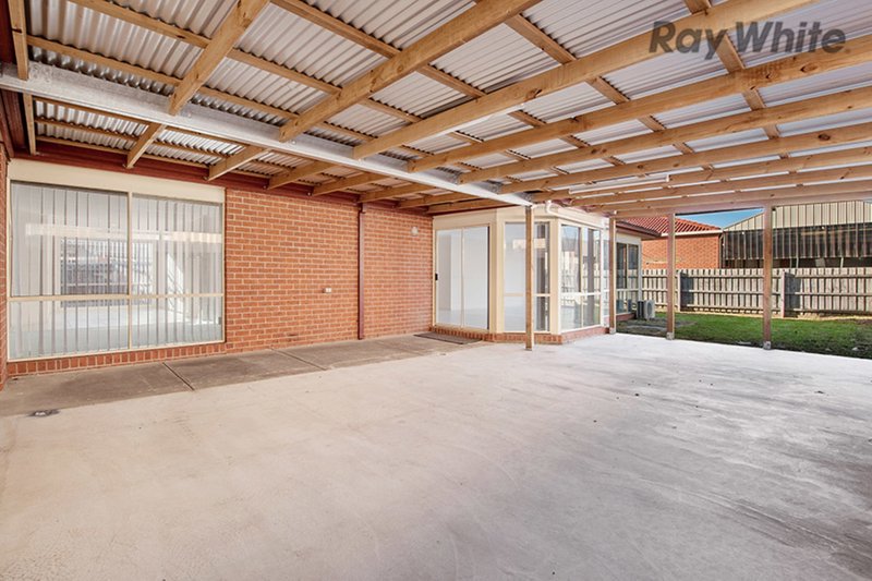 Photo - 60 Hume Drive, Sydenham VIC 3037 - Image 15