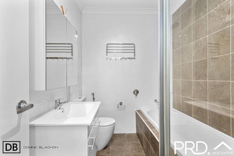 Photo - 60 Ikara Crescent, Moorebank NSW 2170 - Image 6