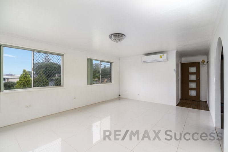 Photo - 60 Jennifer Crescent, Darling Heights QLD 4350 - Image 3