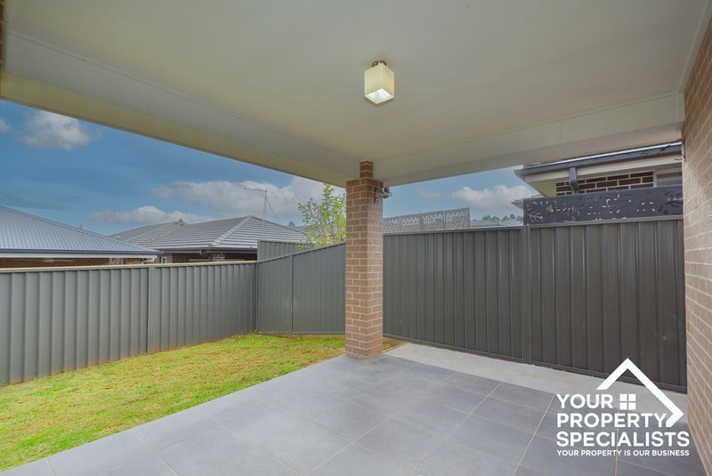 Photo - 60 Jennings Crescent, Spring Farm NSW 2570 - Image 8