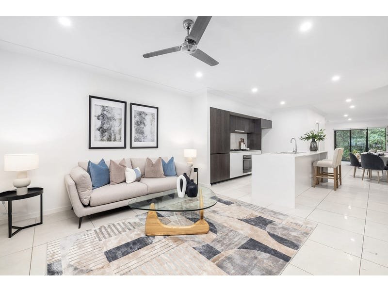Photo - 60 Kookaburra Circuit, Rochedale QLD 4123 - Image 2