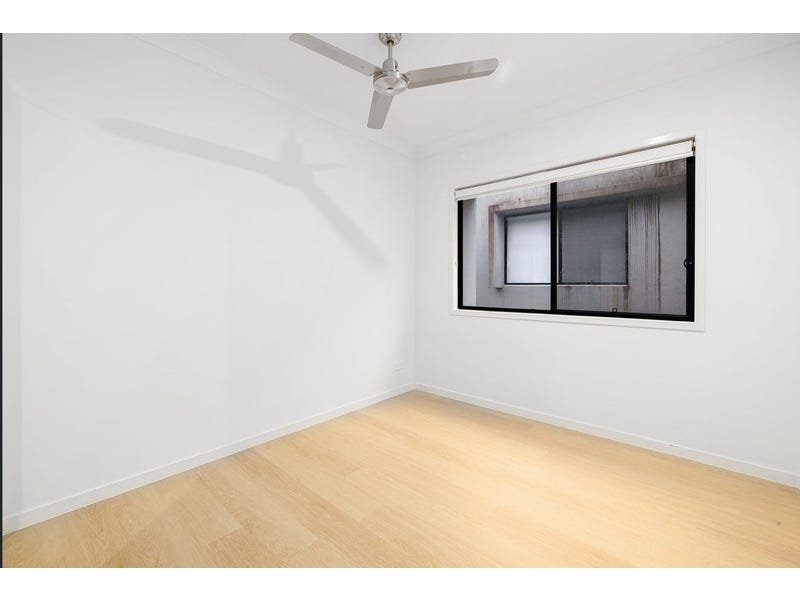 Photo - 60 Kookaburra Circuit, Rochedale QLD 4123 - Image 6