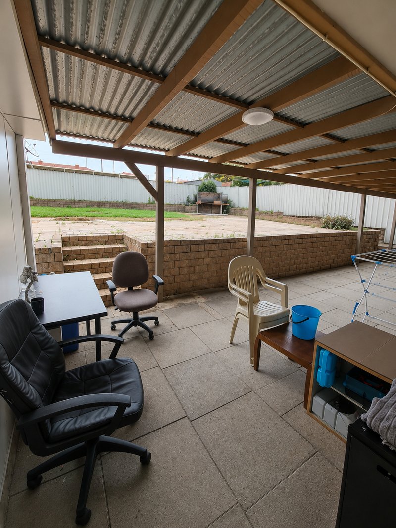 Photo - 60 Koondoola Avenue, Koondoola WA 6064 - Image 15