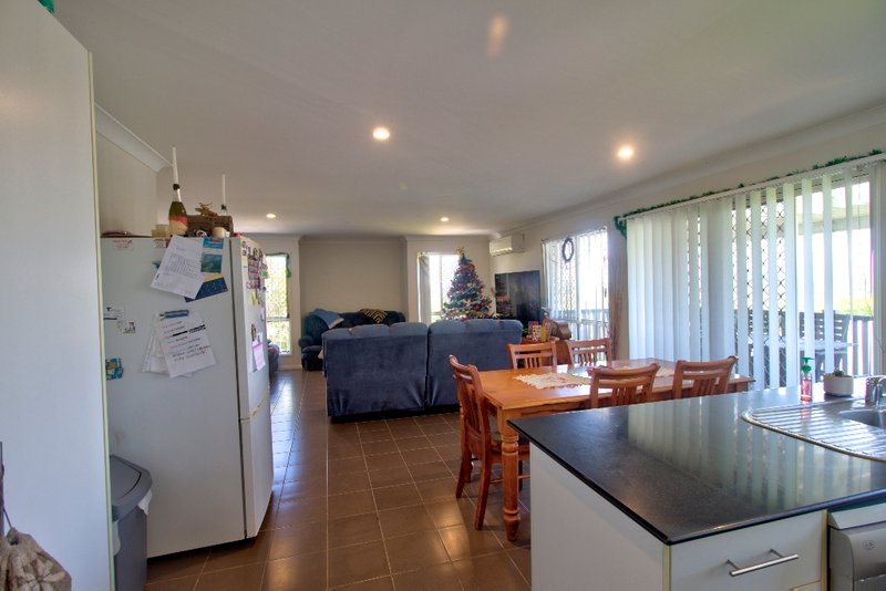 Photo - 60 Kunkala Court, Rosewood QLD 4340 - Image 6