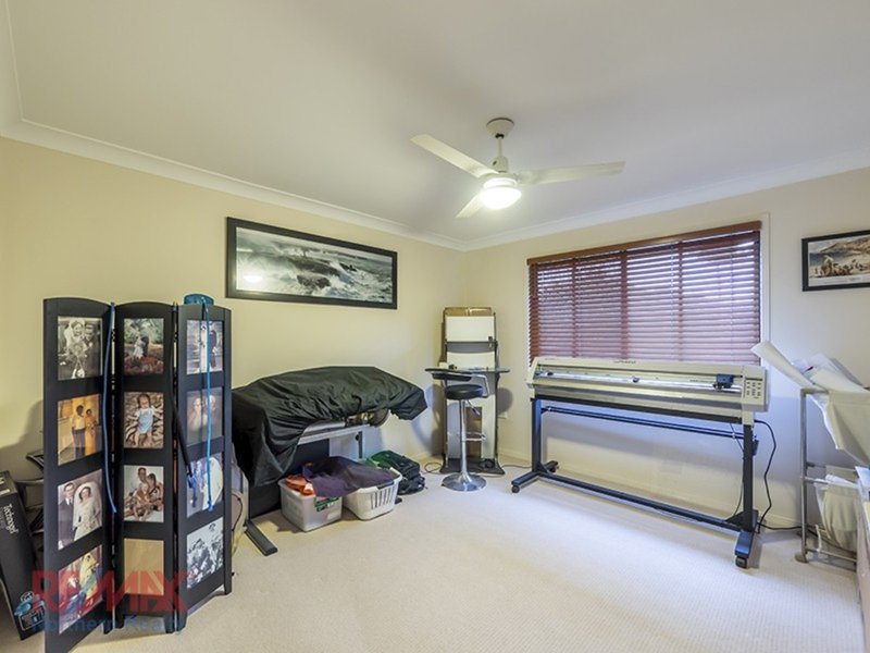 Photo - 60 Lancewood Drive, Albany Creek QLD 4035 - Image 13